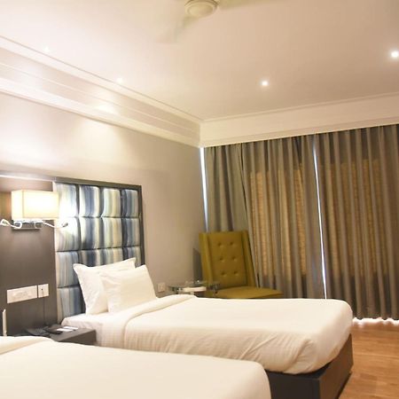 Hotel Accord Premier Raigarh エクステリア 写真