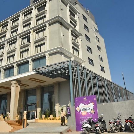 Hotel Accord Premier Raigarh エクステリア 写真