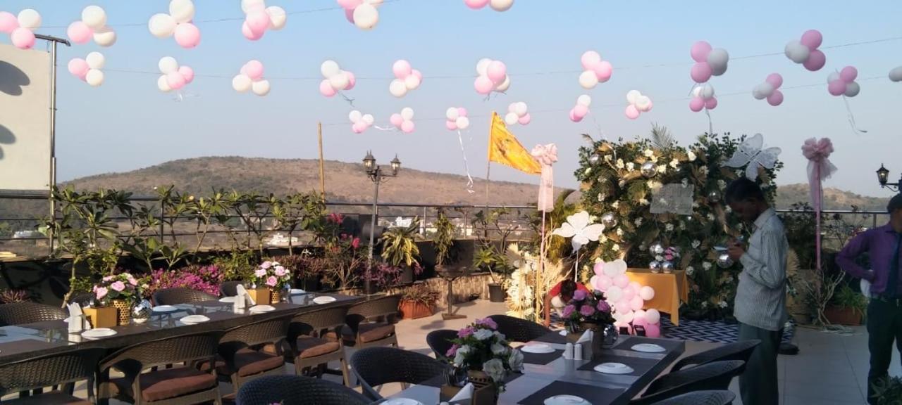 Hotel Accord Premier Raigarh エクステリア 写真