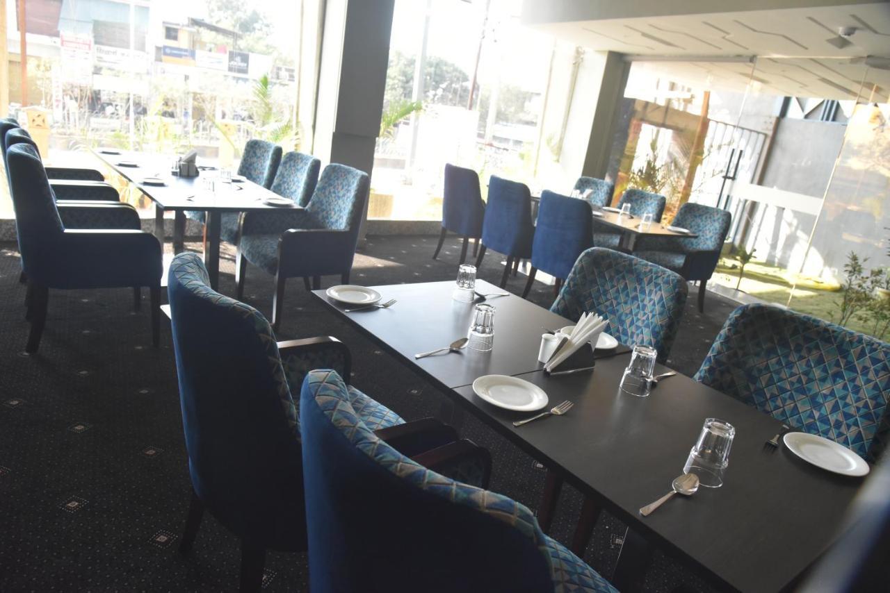 Hotel Accord Premier Raigarh エクステリア 写真