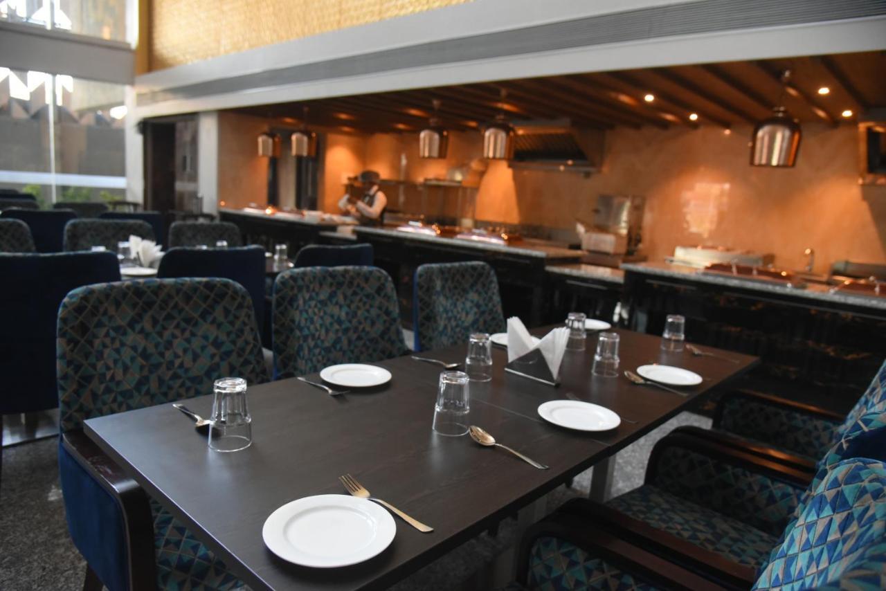 Hotel Accord Premier Raigarh エクステリア 写真