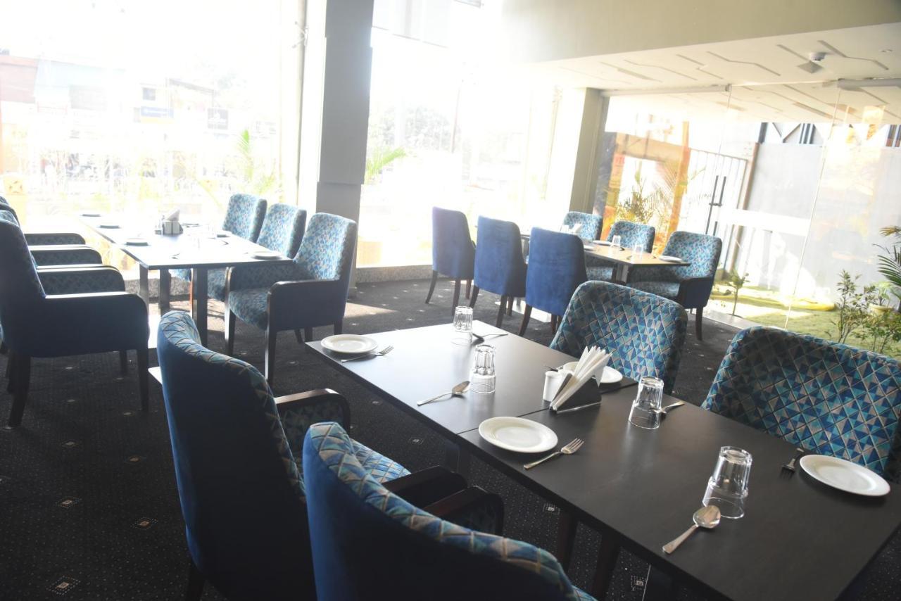 Hotel Accord Premier Raigarh エクステリア 写真